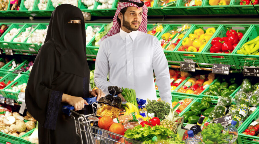 A,Couple,Holding,Push,Kart,Shopping,Together,For,Vegetables,And